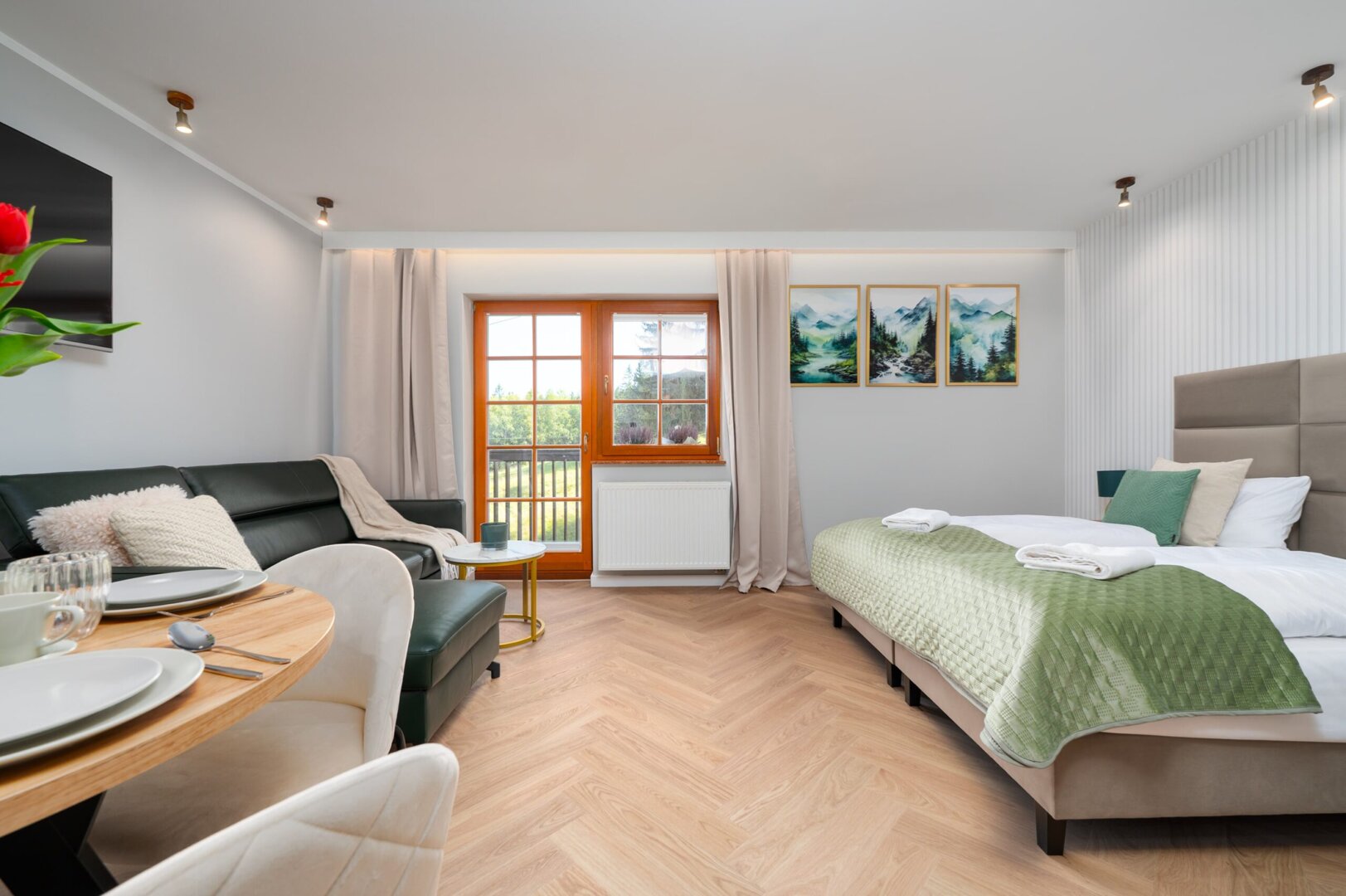 Apartament Lola 14 z balkonem z widokiem na stok